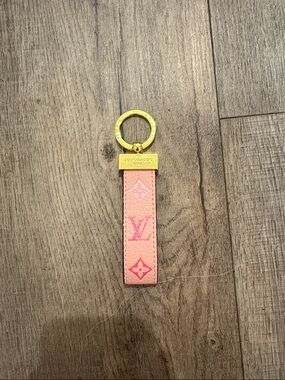 Louis Vuitton Pink Monogram Key Holder with Gold Hardware